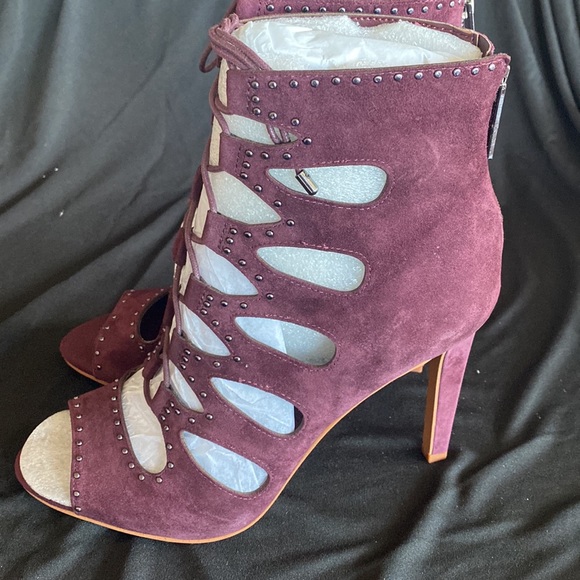 BCBGeneration Bg-Cherries Dress Sandal Pinot Suede Open Toe Booties size 8.5 - Picture 2 of 6